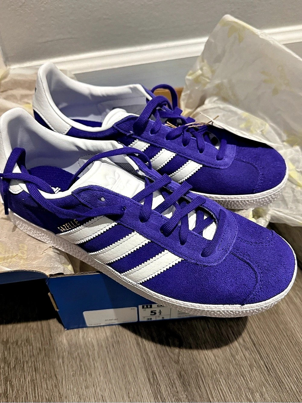 adidas Gazelle J Men’s US 5.5 Purple & White NWT